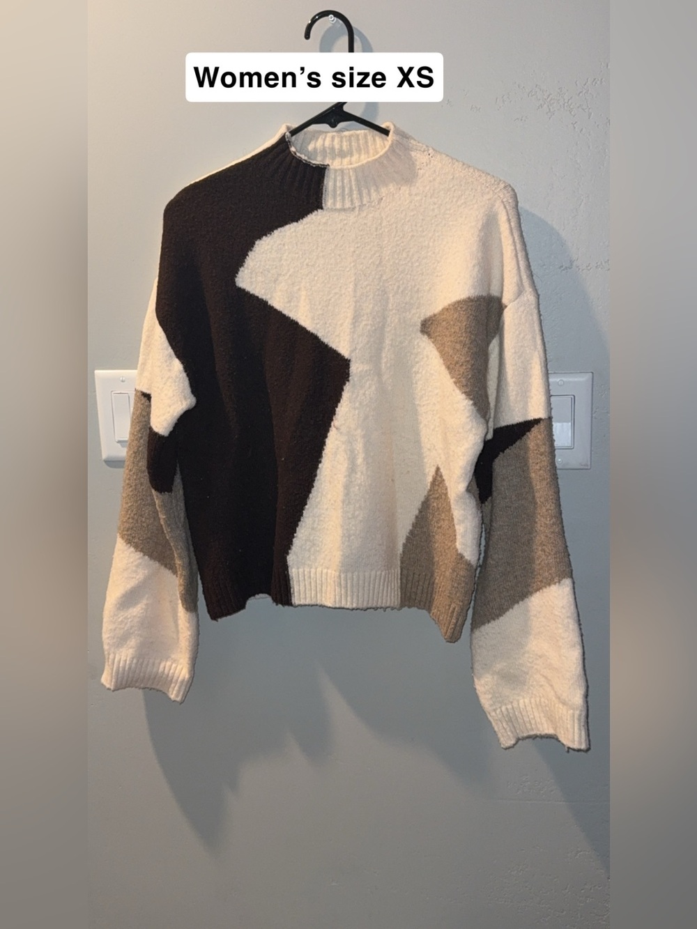 Abstract Star-Pattern Crewneck Sweater - Cream, Brown, Black